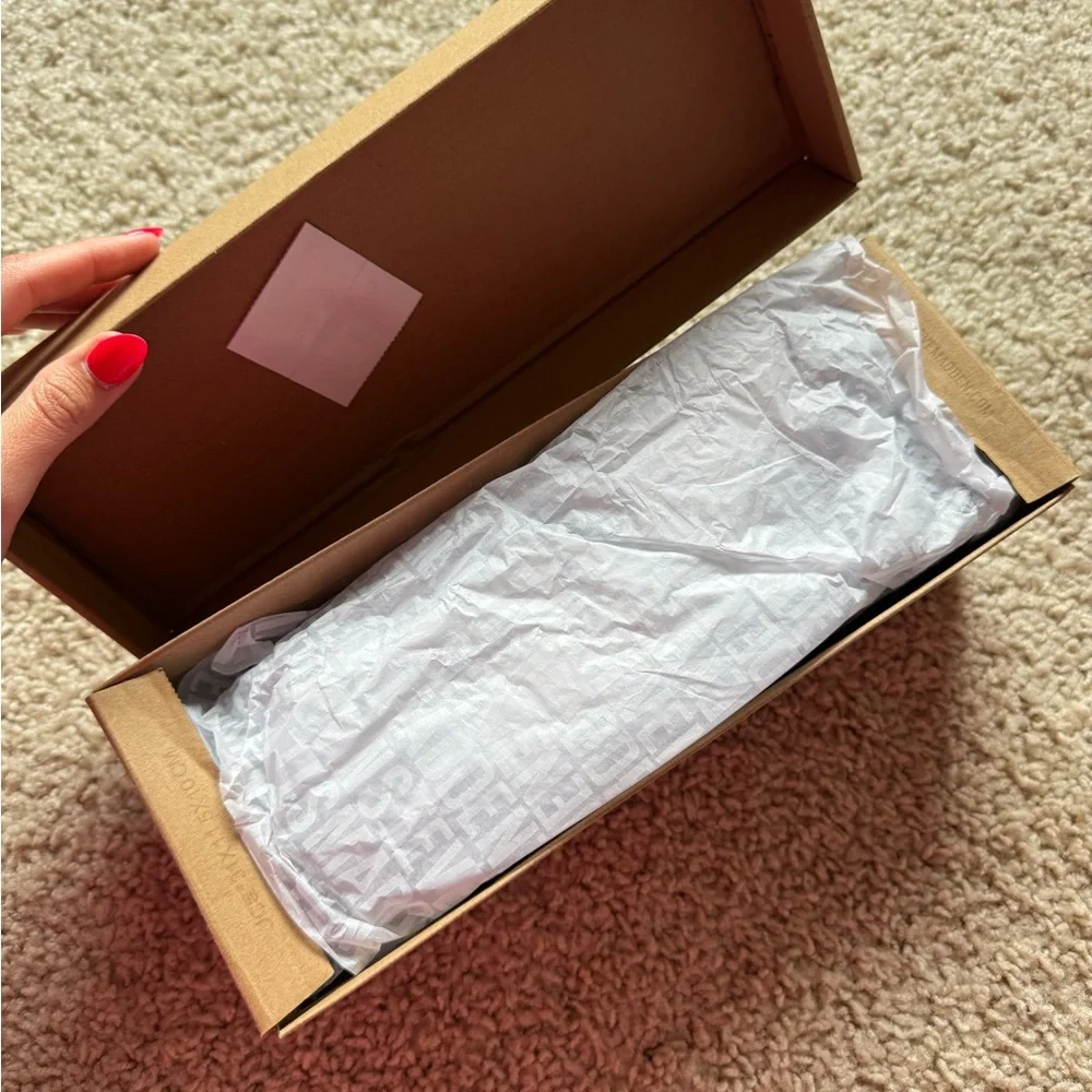 Steve Madden Knox Sandal - Picture 2 of 4